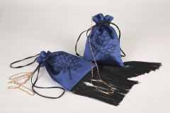 HELEN POUCH