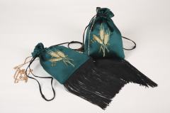 HELEN  POUCH